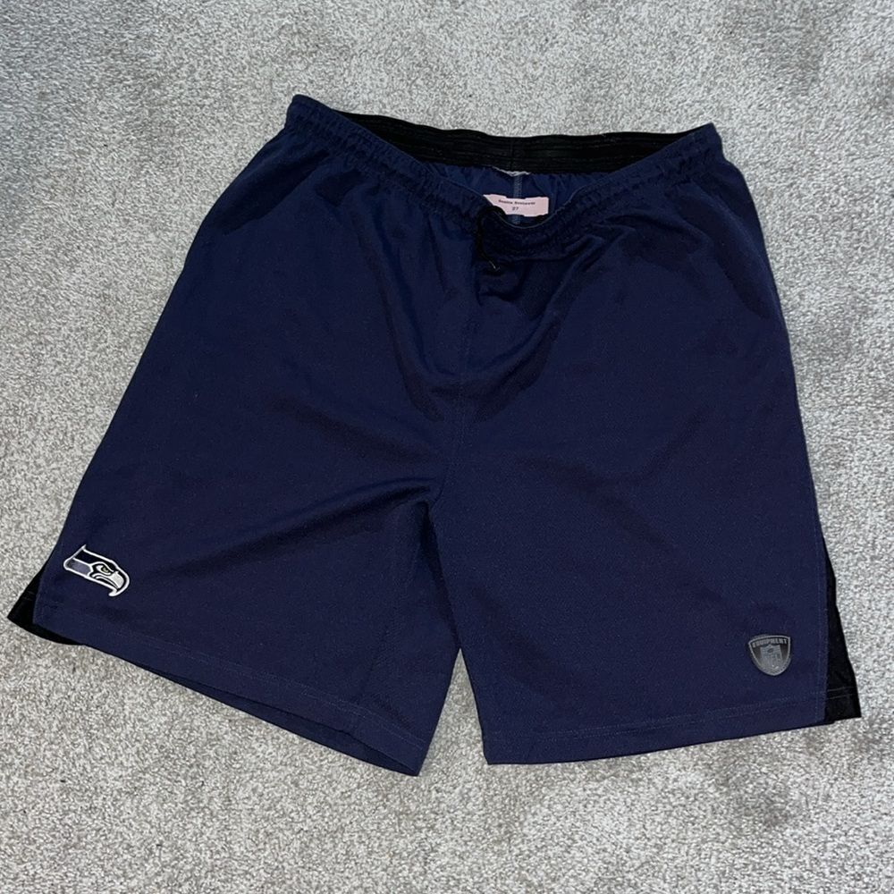 Team Issued Seattle Seahawks Reebok 2010 work out Practice NFL training shorts